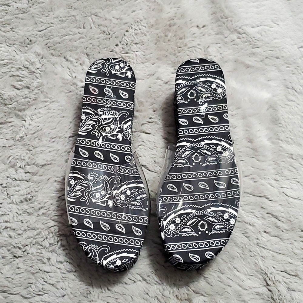 Black paisley clear platform slides size 8